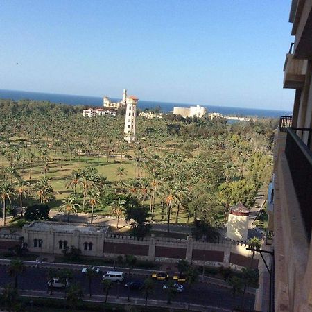 شقة الإسكندرية  في Sea&Garden View at Al-Muntazh Towers - إطلاله علي البحر و حدائق قصر المنتزه المظهر الخارجي الصورة