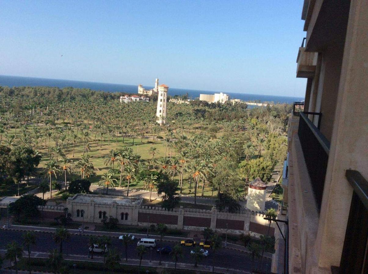 شقة الإسكندرية  في Sea&Garden View at Al-Muntazh Towers - إطلاله علي البحر و حدائق قصر المنتزه المظهر الخارجي الصورة